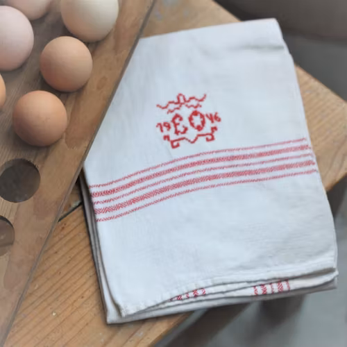 Handduk - Linne Monogram 19 EO 46 Röd