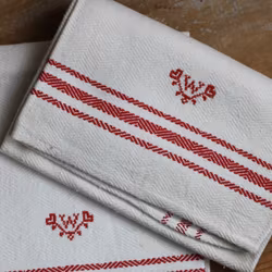 Handduk - Linne - Monogram W Röd
