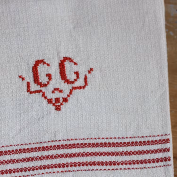 Handduk - Linne Monogram GG Röd