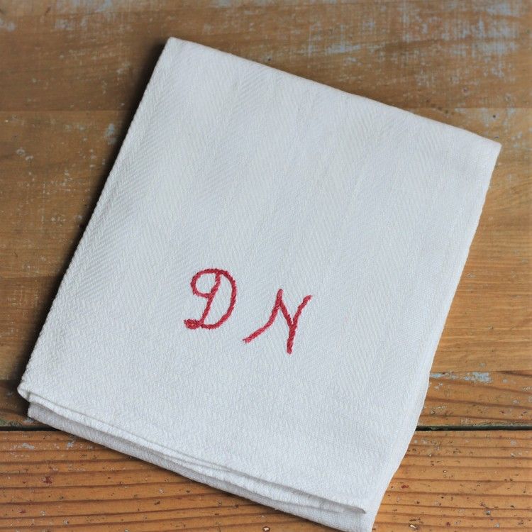 Handduk - Linne Monogram DN Röd