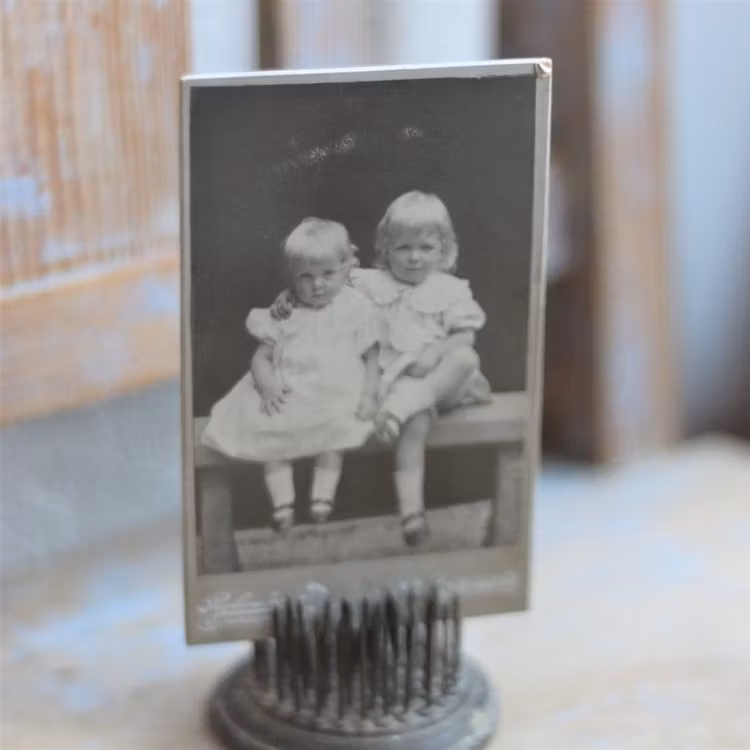 Fotografi - Ateljefoto Två små syskon