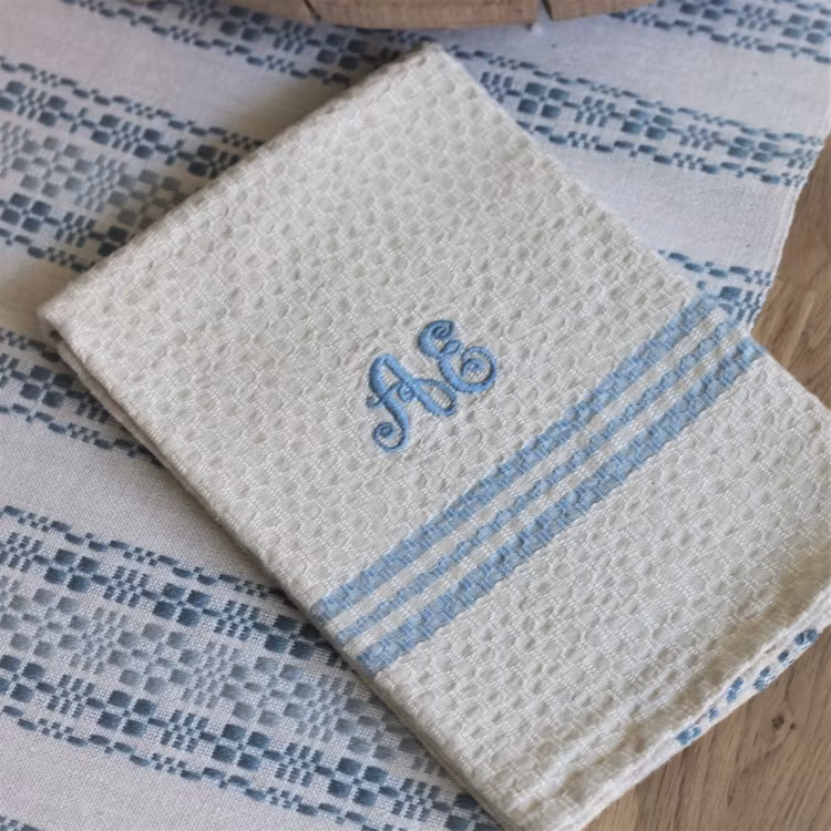 Handduk - Linne Monogram AE Ljusblå Vit