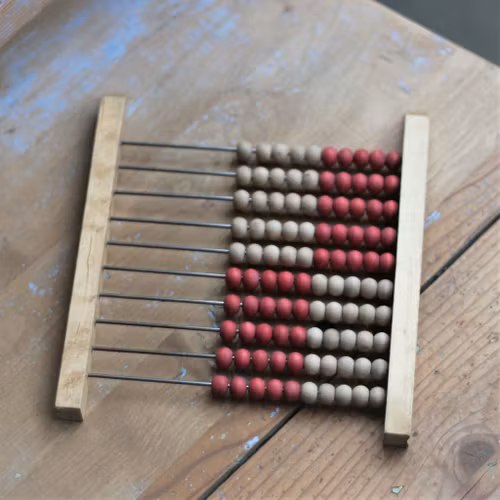 Leksak - Kulram Röd och Träfärgad