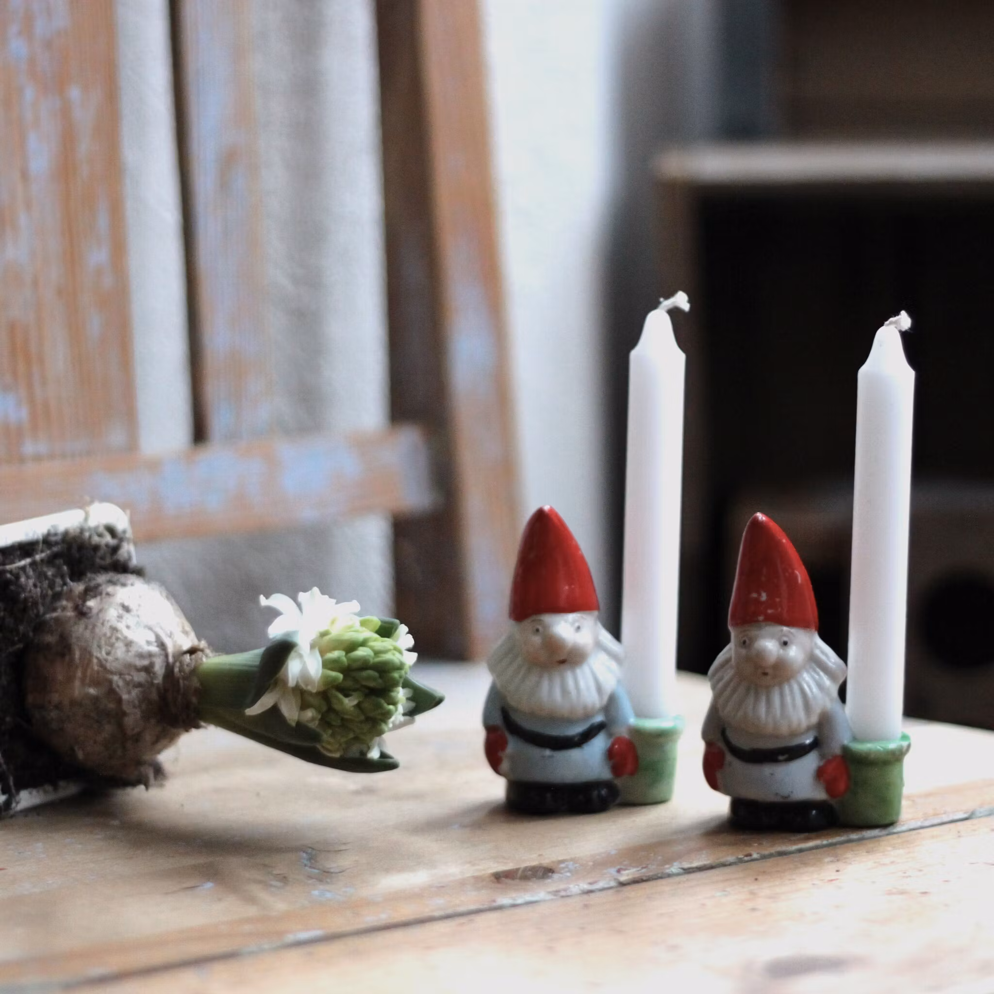 Tomte - Porslinstomte Ljusstake