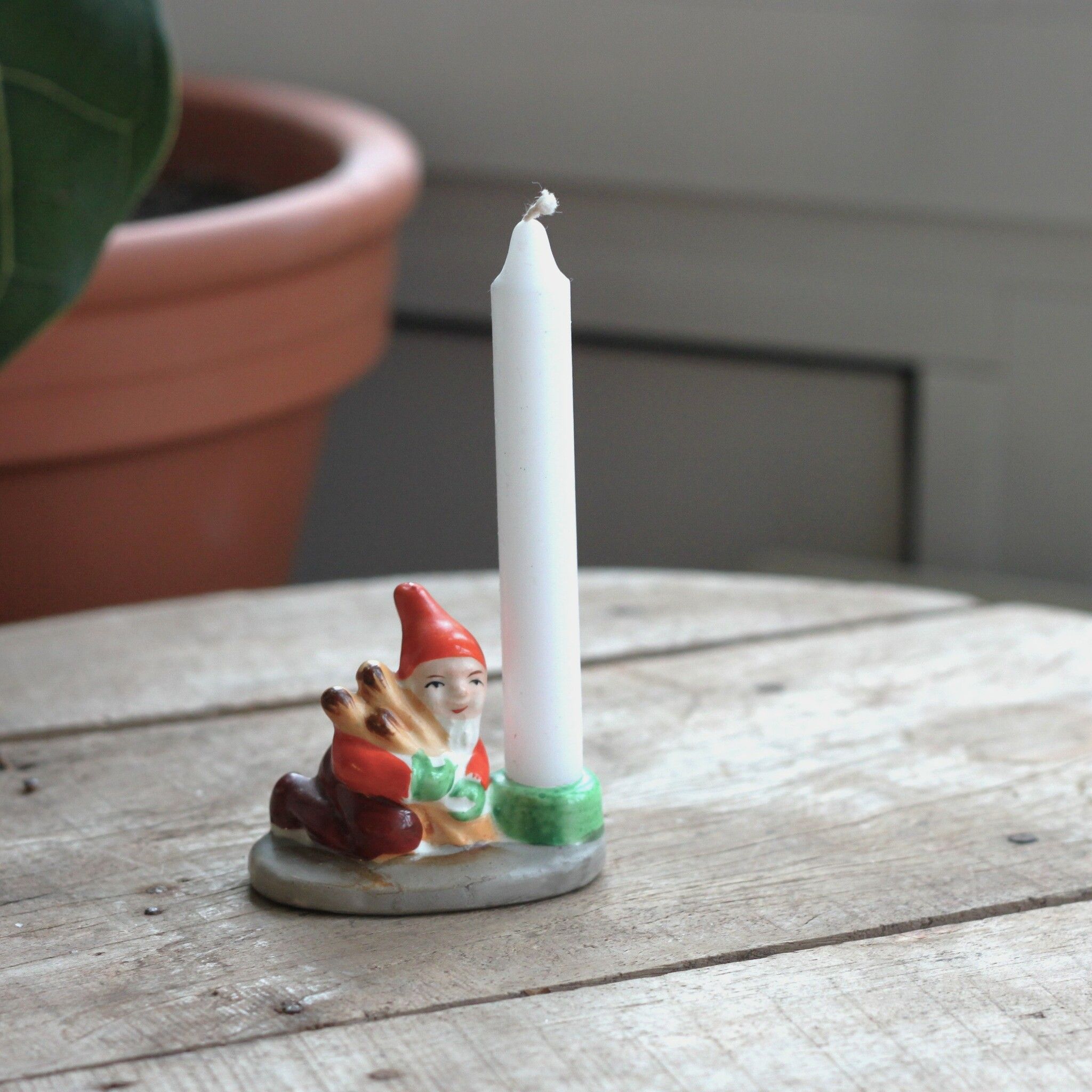 Tomte - Porslinstomte ljusstake