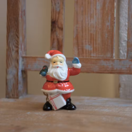 Tomte - Porslinstomte med paket