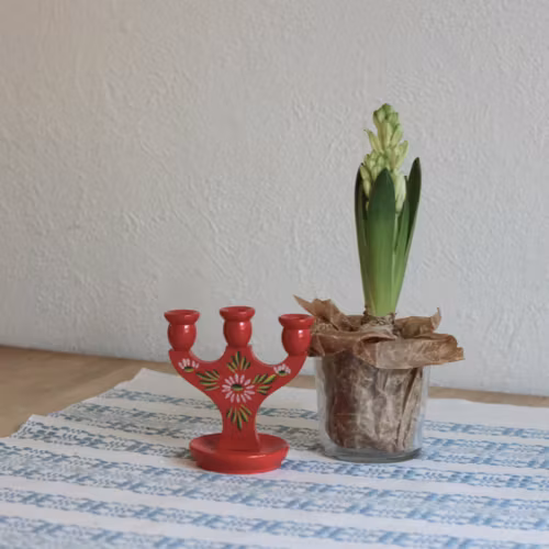 Ljusstake - Treärmad i Trä