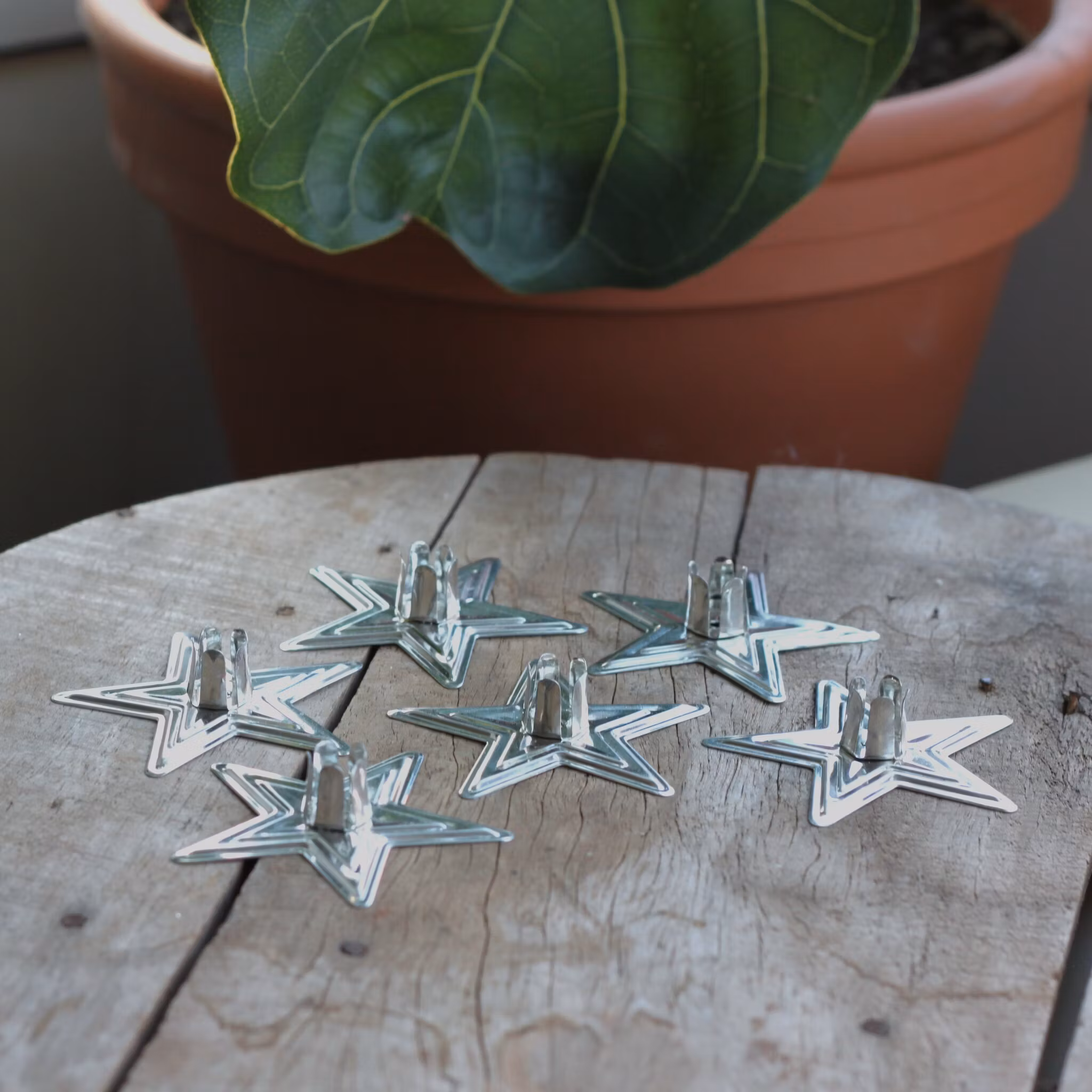 Ljusstake - Stjärna i metall