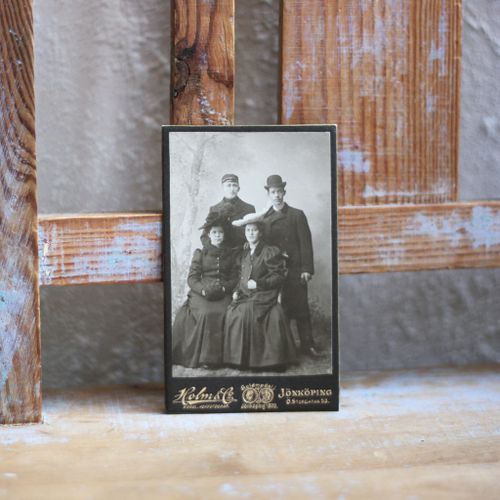Fotografi - Ateljefoto fyra människor