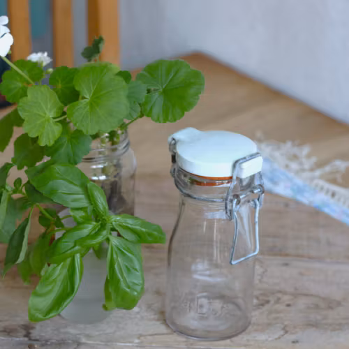 flaska - 1/4l mjölkflaska med vitt porslinslock