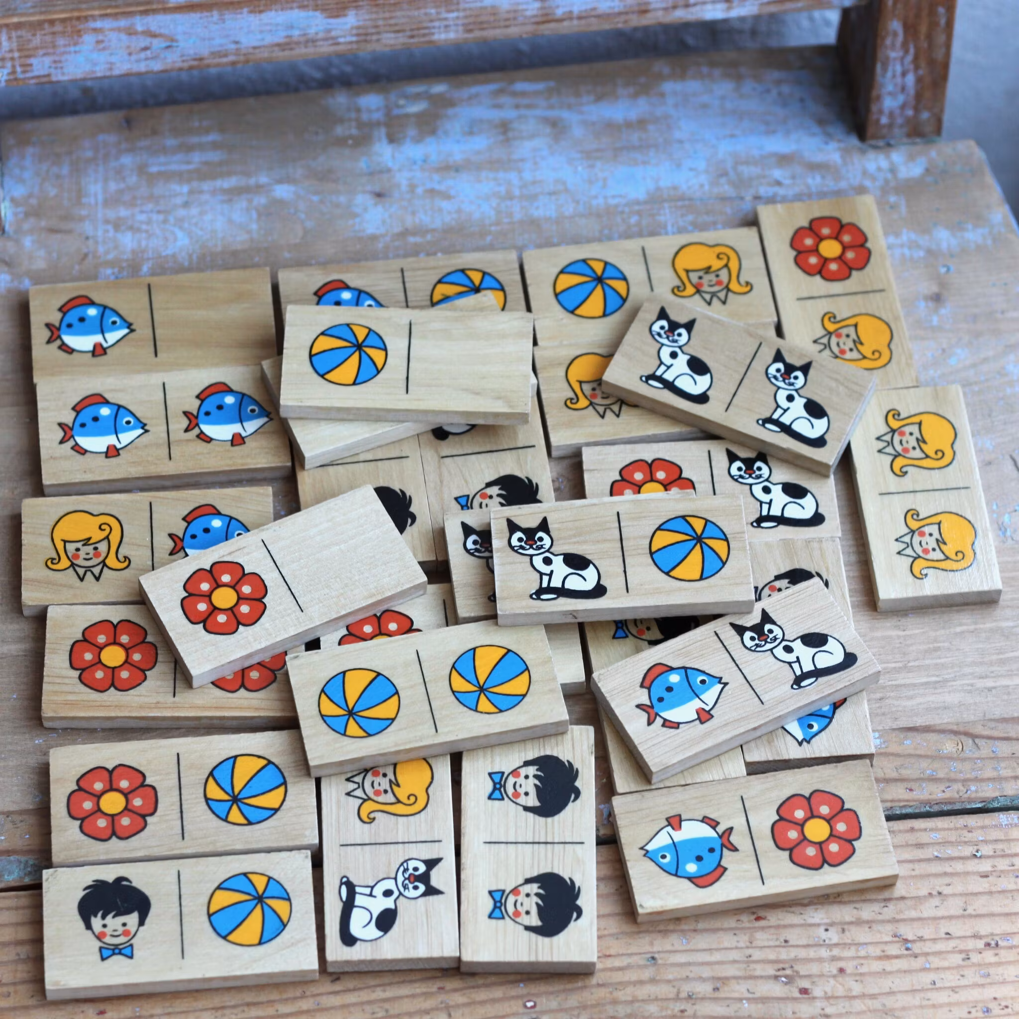 Spel - Domino trä