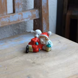 Tomte - Porslinstomte Nisse med Lamm