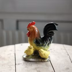 Tupp - porslin brun svart