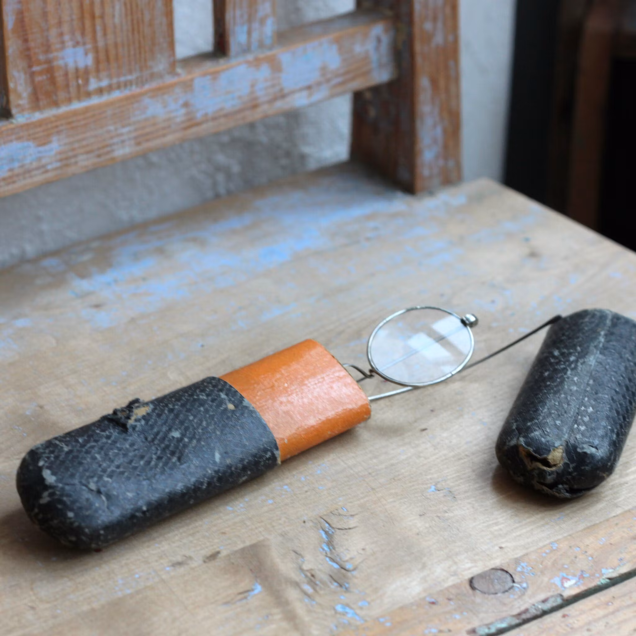 Inredning - glasögon i fodral