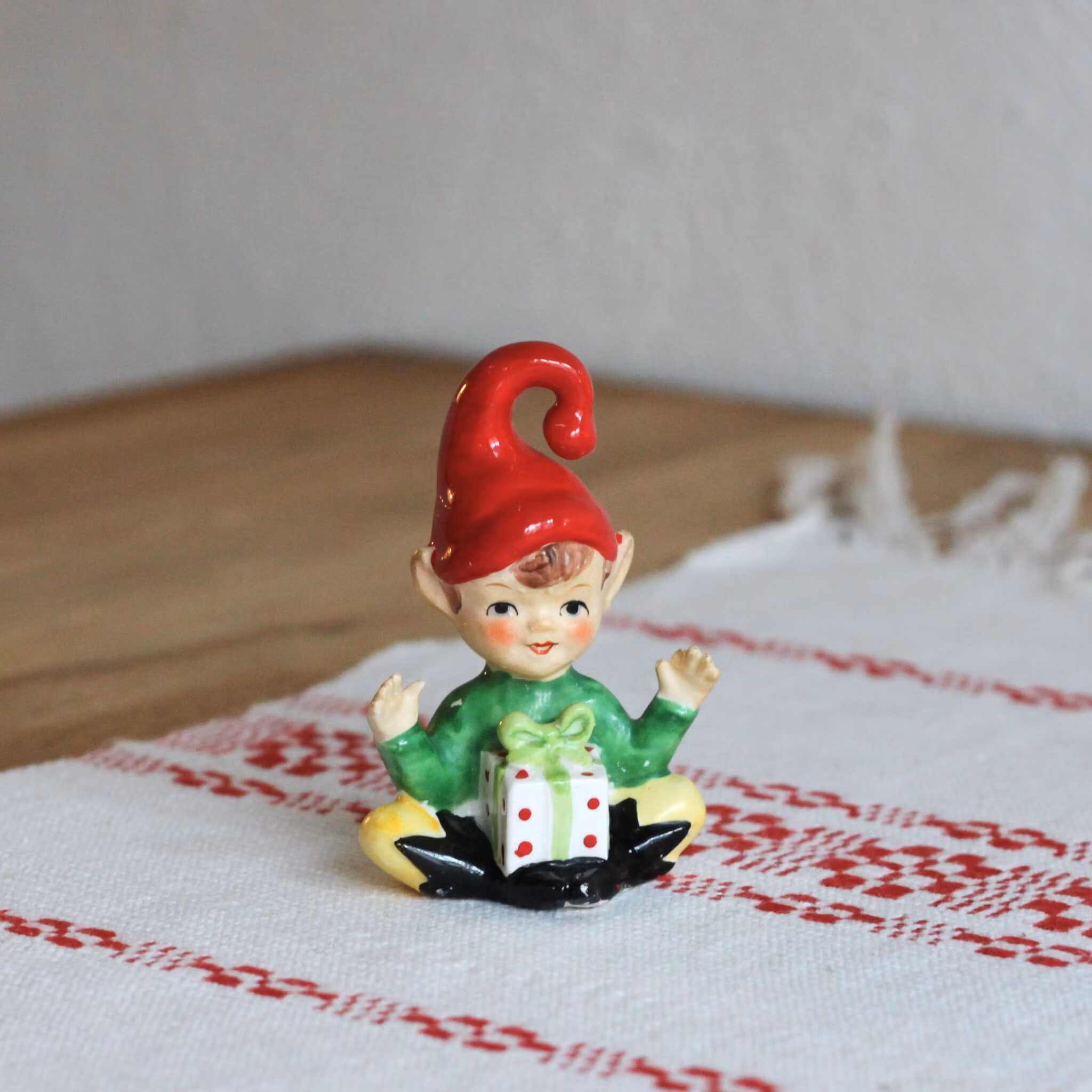 Tomte - Alv Nisse i porslin