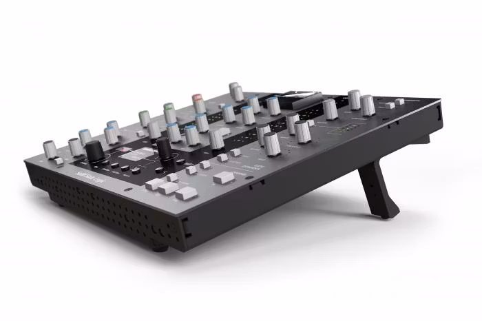 SSL UC1 channelstrip och bus compressor controller