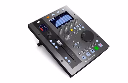 SSL UF1 – Avancerad DAW-controller med motorfader och färgdisplay