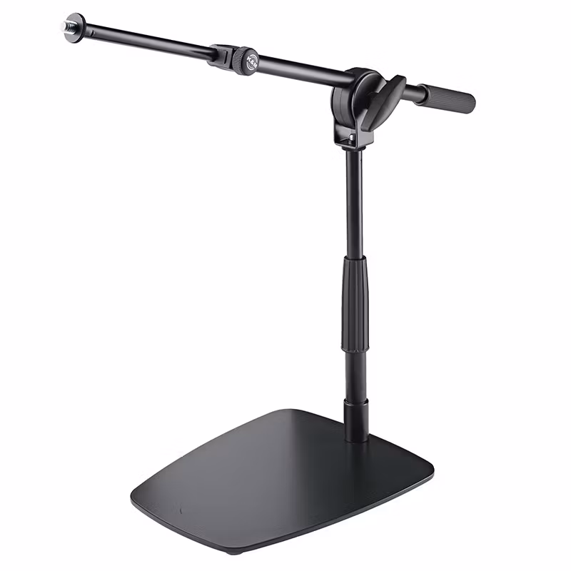 K&M 25993 Mikrofonstativ – Stabilt stativ för podcast, streaming och broadcast