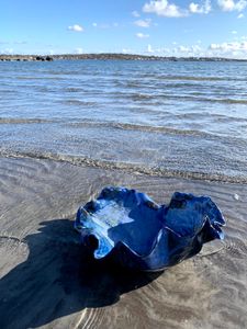 VÅGSURF handgjord keramikfat/skål