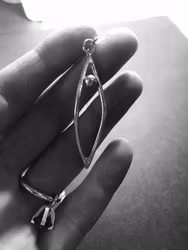 Pussy Power Necklace 6 cm