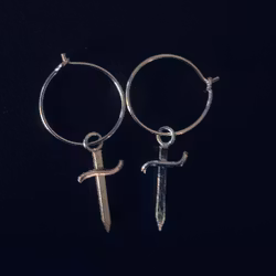 Dagger earring