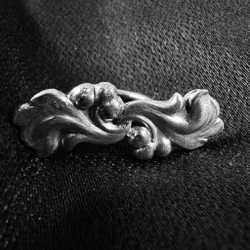 Silverring med ornament