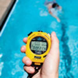 Simtränarklocka Finis 300