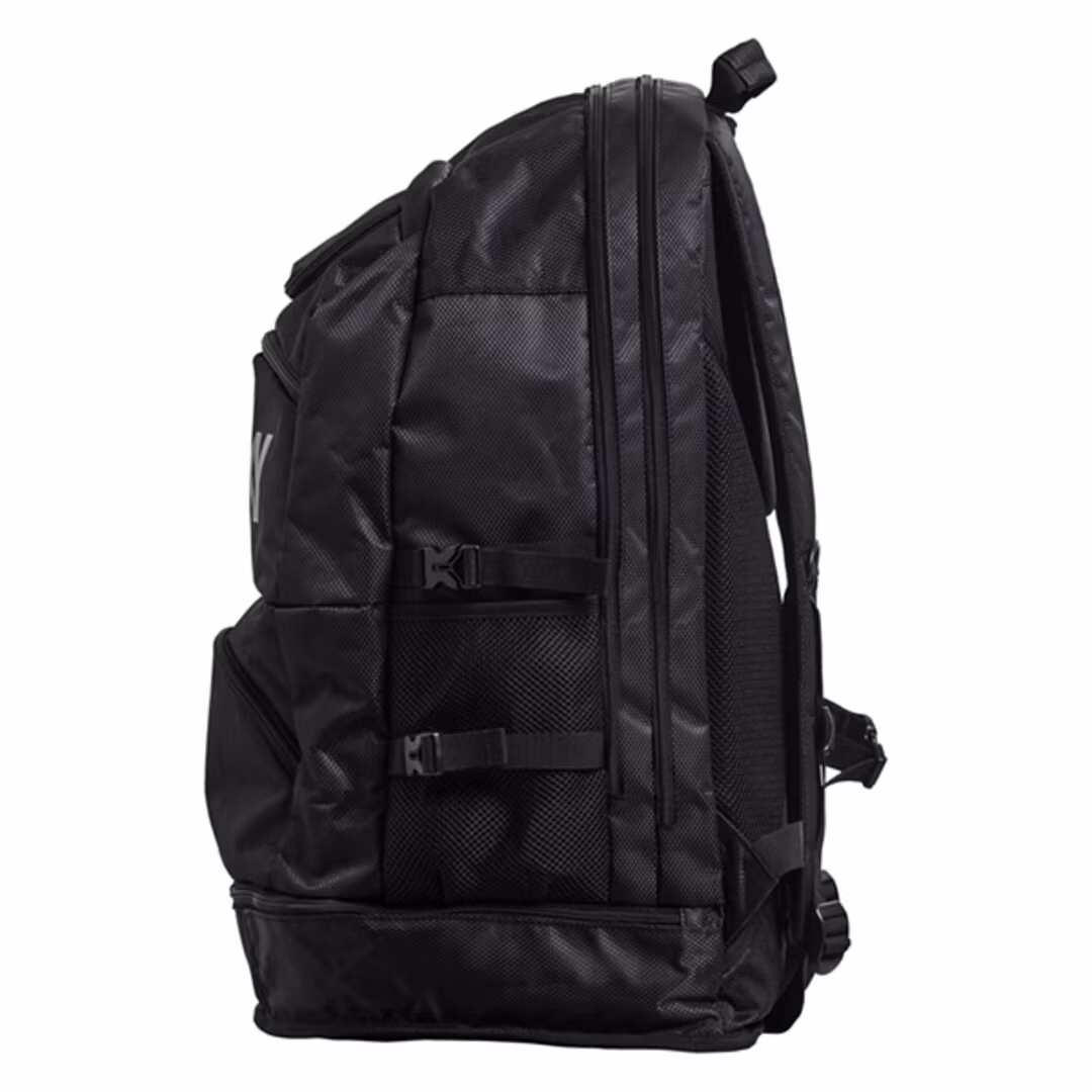 Funky Ryggsäck Mattsvart 36L