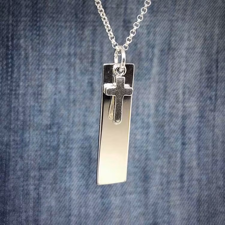 Hänge Tag med kors