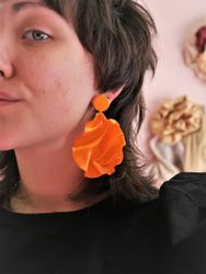 Satin Round top orange glitter
