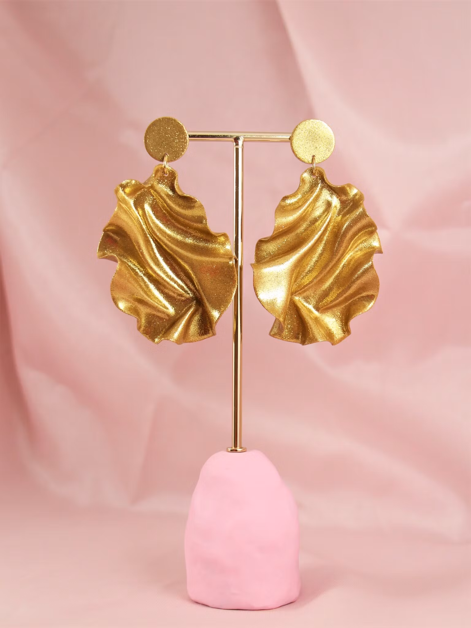 Satin round top guldglitter