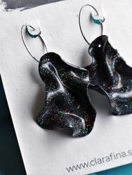Satin på ring svart multiglitter