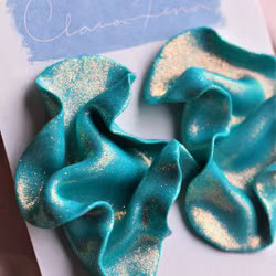 Satin blått glitter