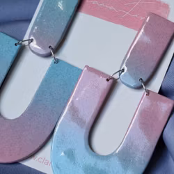 Arch upp och ned rosa och blå