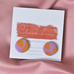 Stud lila och orange terrazzo