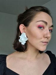 Satin vitt glitter