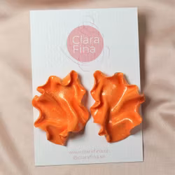 Satin S orange glitter