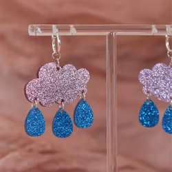 Små regnmoln på ring rosa glitter