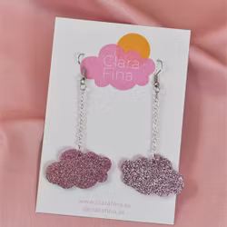 Små rosa glittermoln på krok i kedja