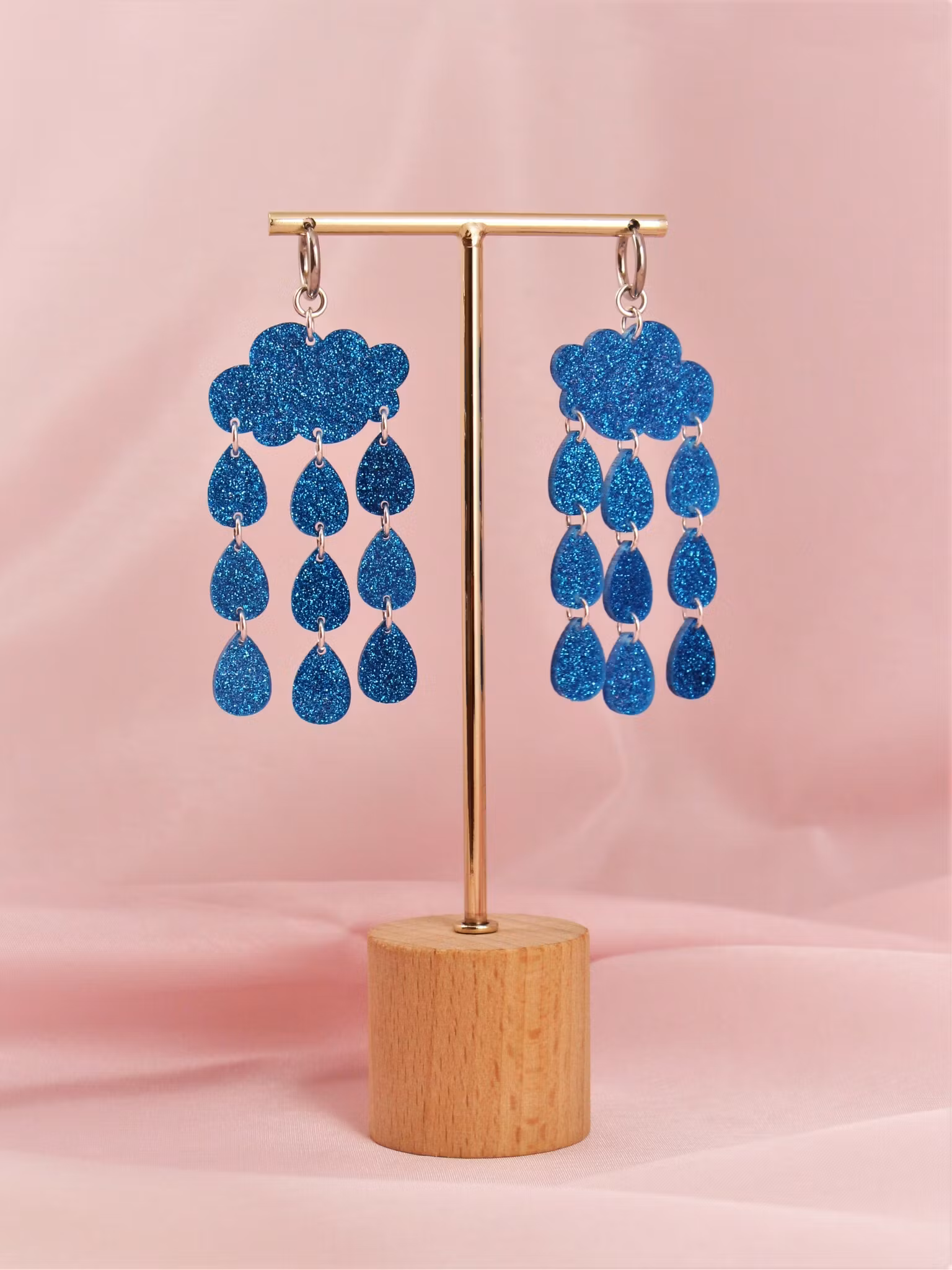 Ösregn blå glittermoln på ring