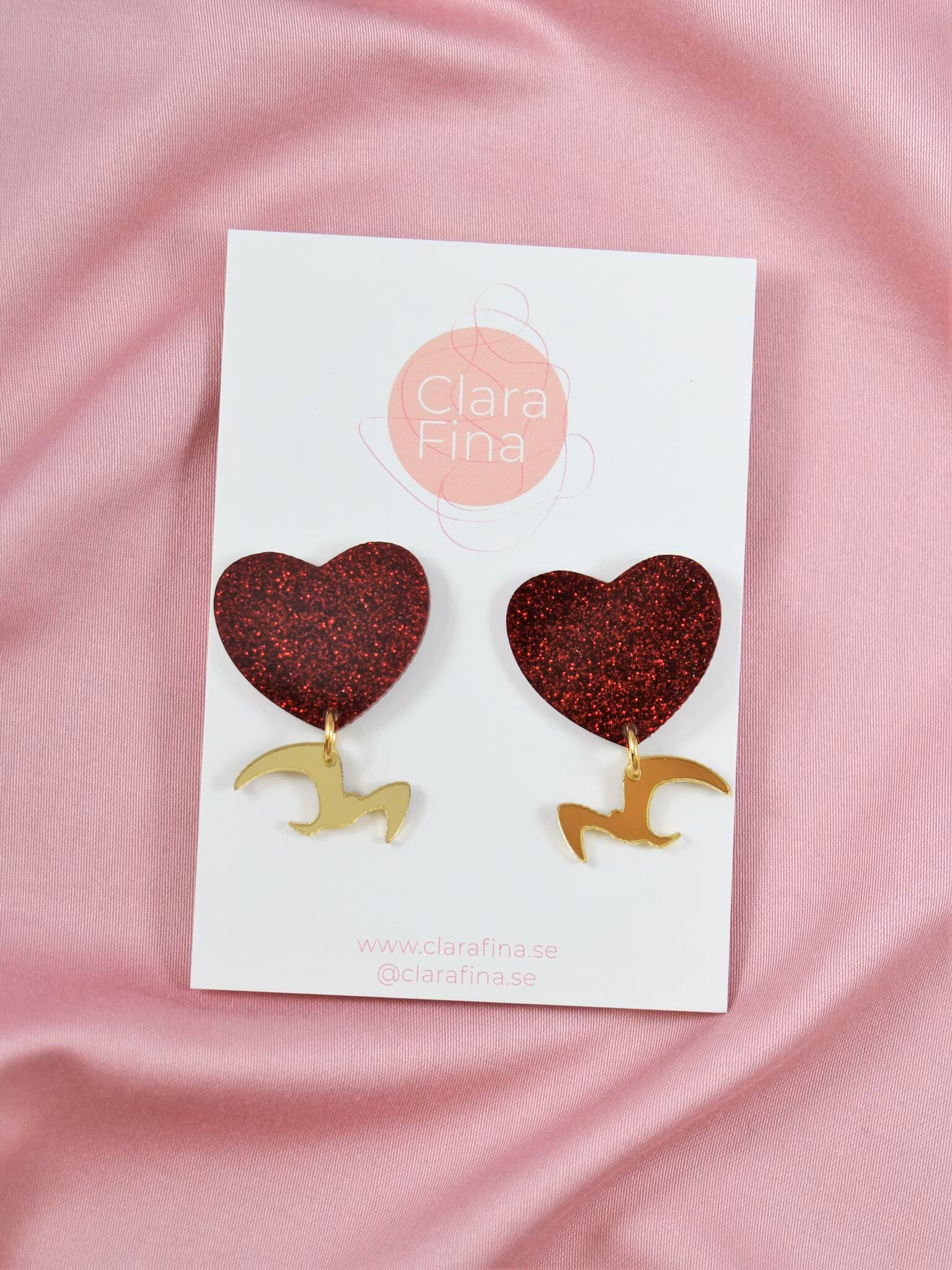 Love birds rött glitterhjärta med guldfågel