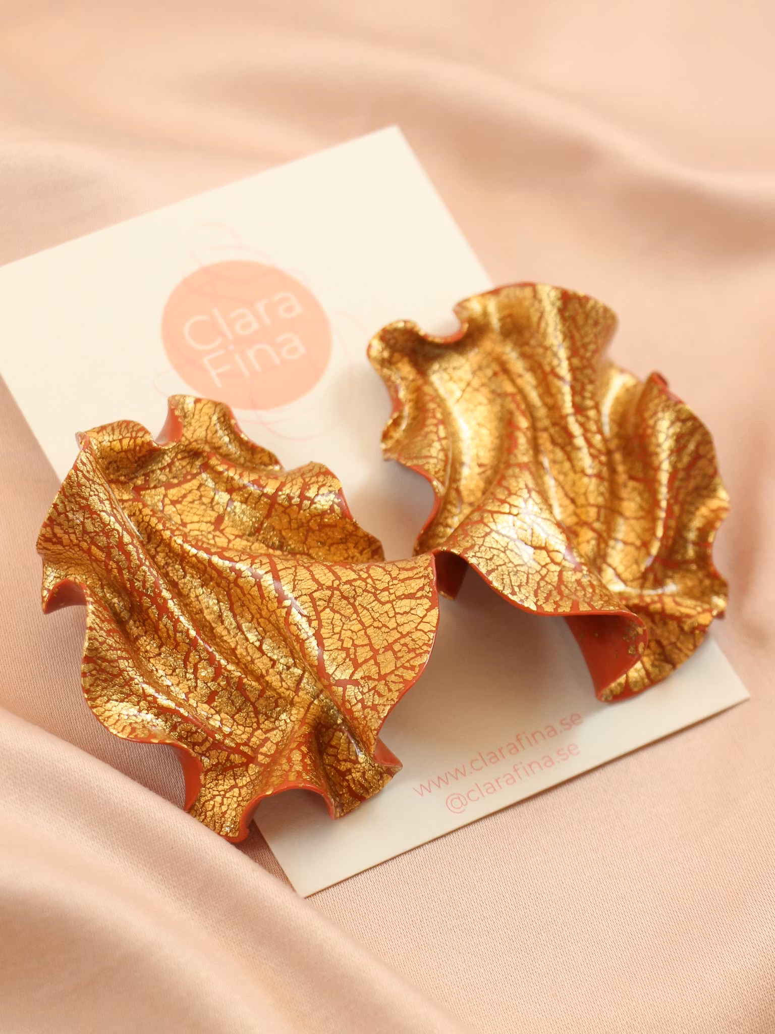 Satin guld och terrakotta  SAMPLE