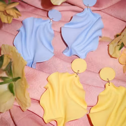 Satin round top ljusgul