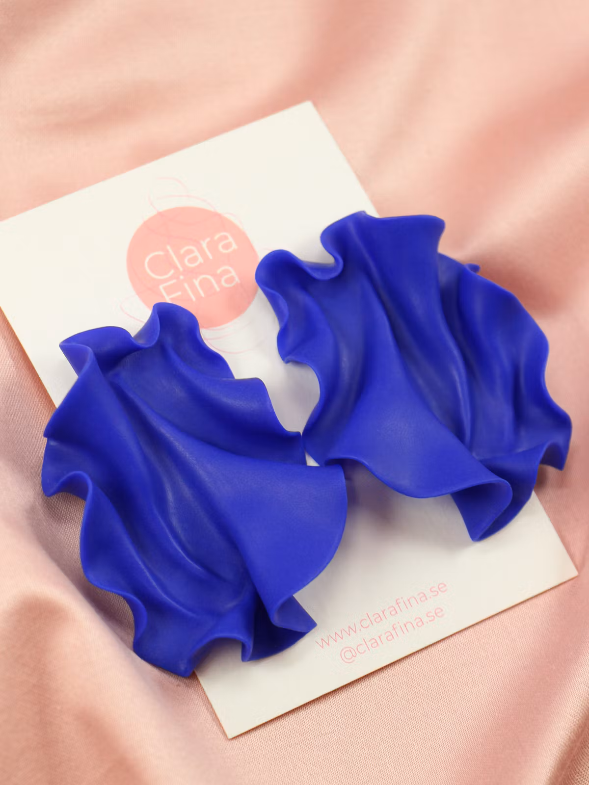 Satin klarblå
