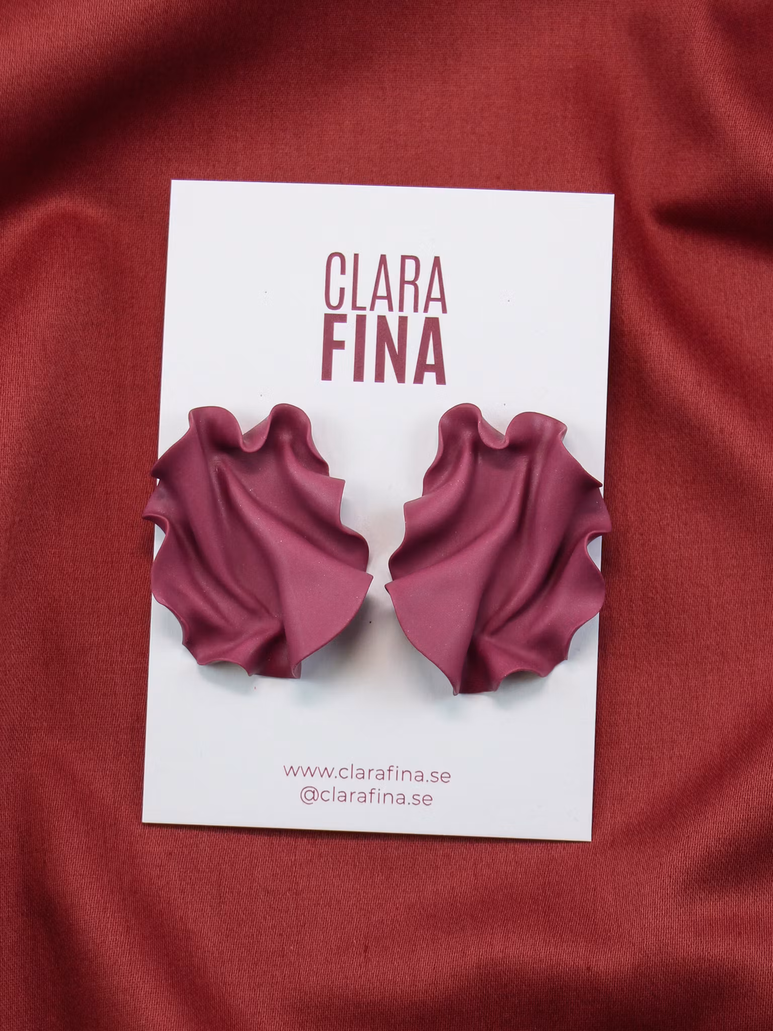 Satin Mini Burgundy (reclaimed clay OOAK)