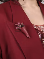 Fång brosch Vinröd lite mindre