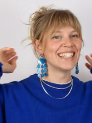 Ösregn blå glittermoln på ring