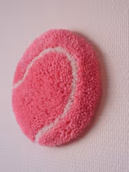Tuftad tennisboll rosa 02