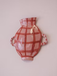Väggskulptur Rutig vas Rosa/röd