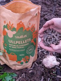 Ullpellets - 100% naturlig gödning för din trädgård